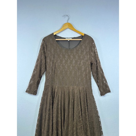 Back in the Saddle Brown Lace Midi Dress with Asymmetrical‎ Hem Size L - Picture 7 of 9